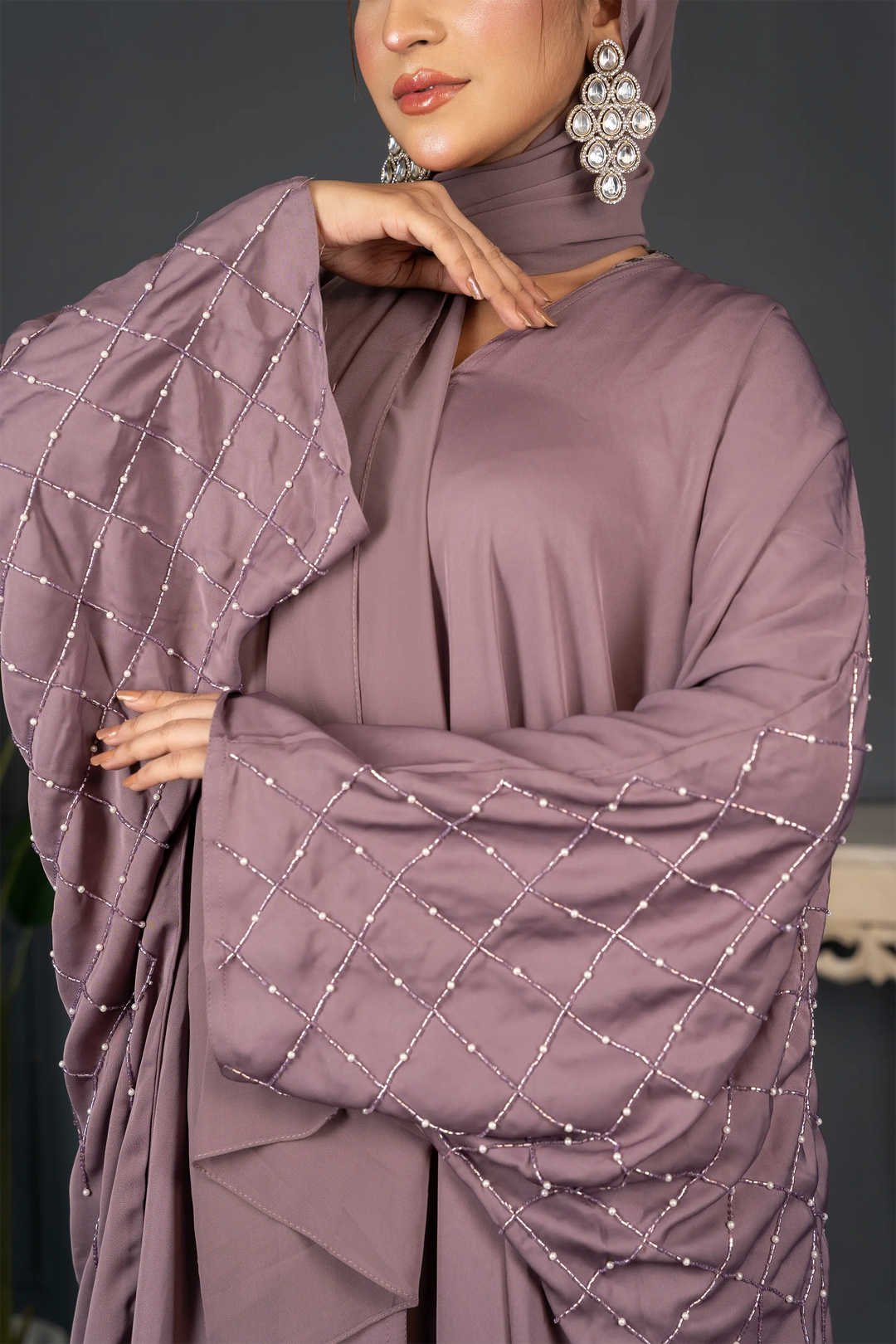 Elegant Handwork Abaya with Artisan Detailing Abaya Elegance