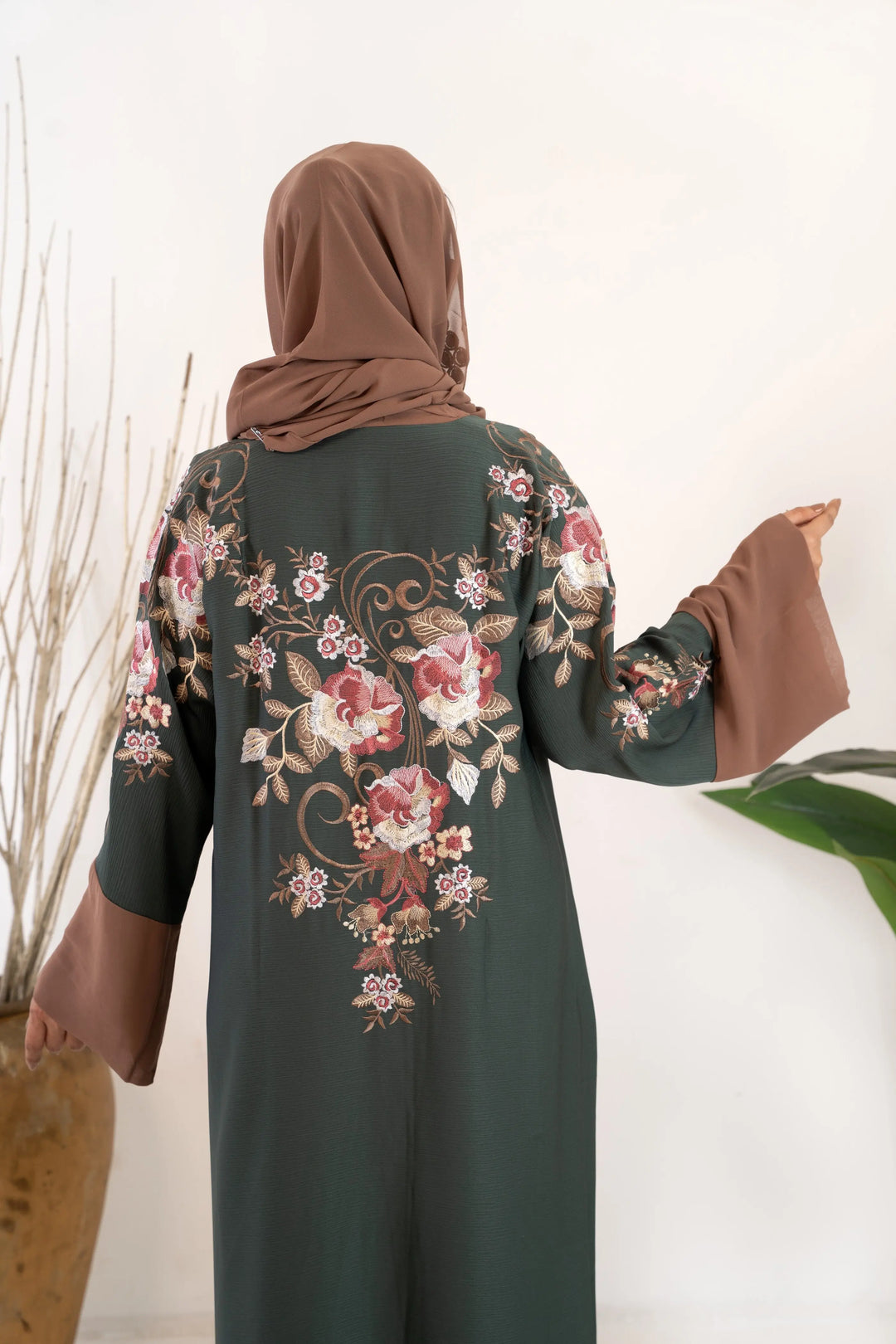Premium floral embroidery front Open Abaya Collection for Muslim women Abaya Elegance