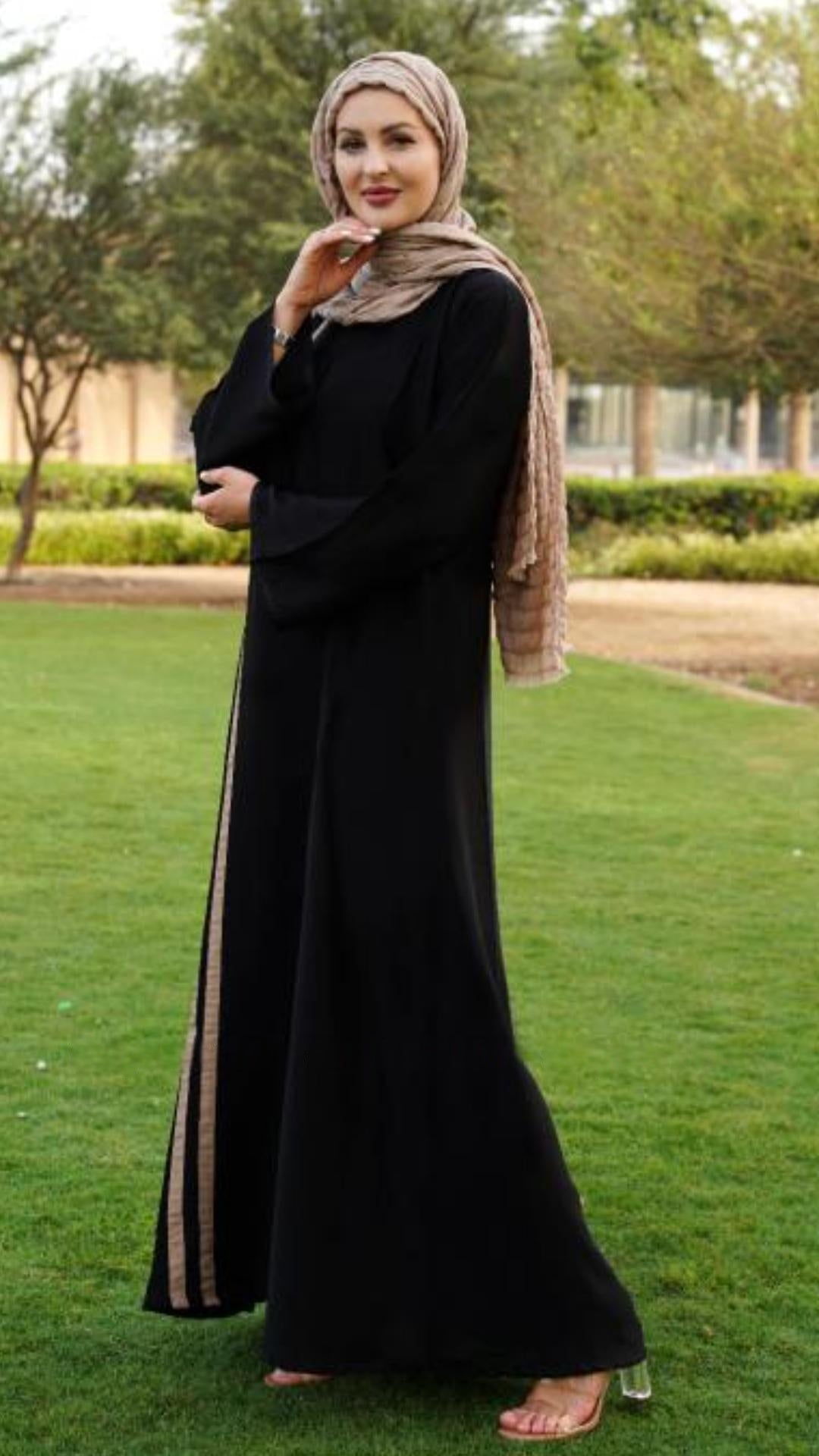 Abaya with Beige Double Bands on the Front in Black - Abaya Elegance