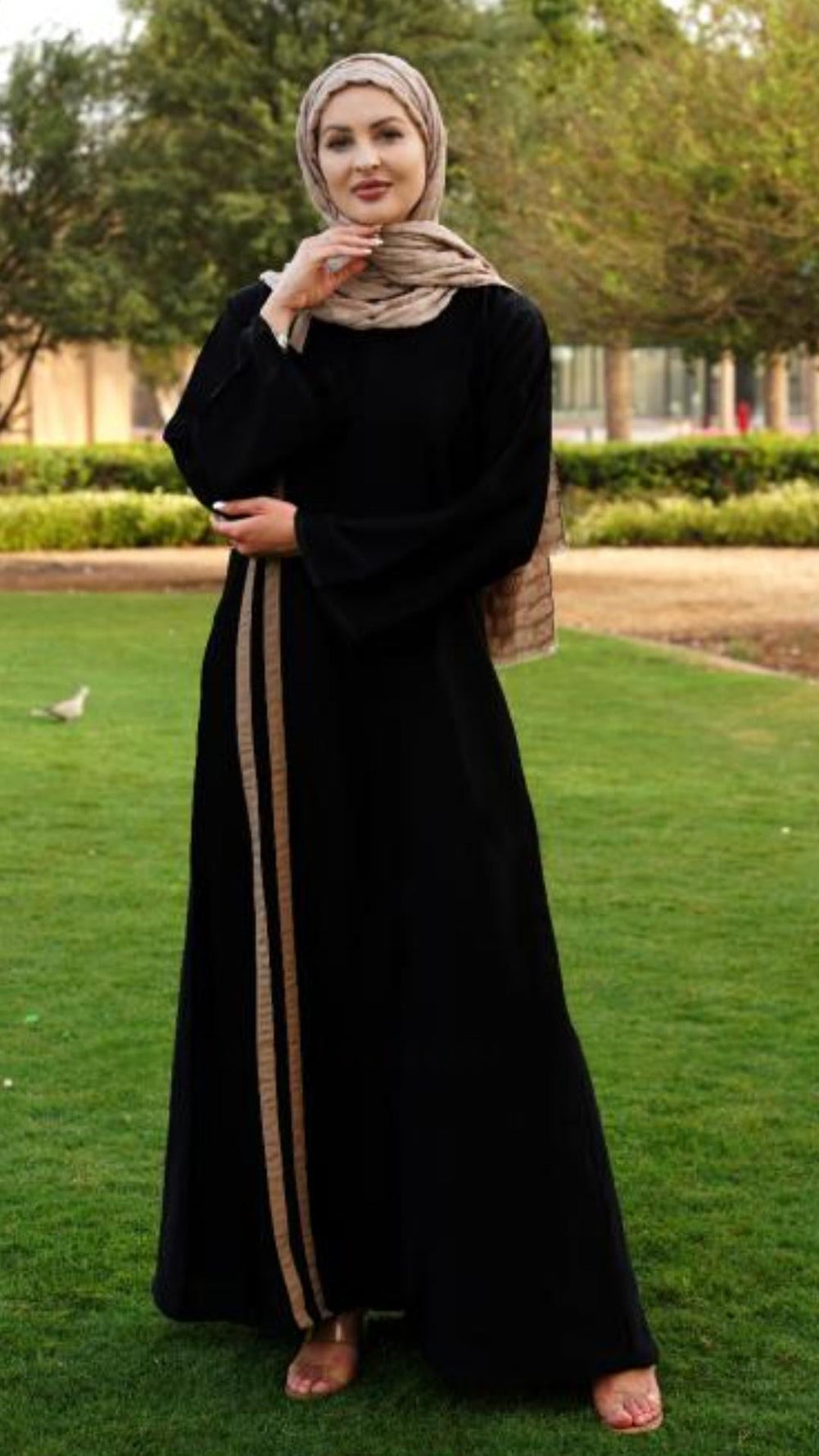 Abaya with Beige Double Bands on the Front in Black - Abaya Elegance