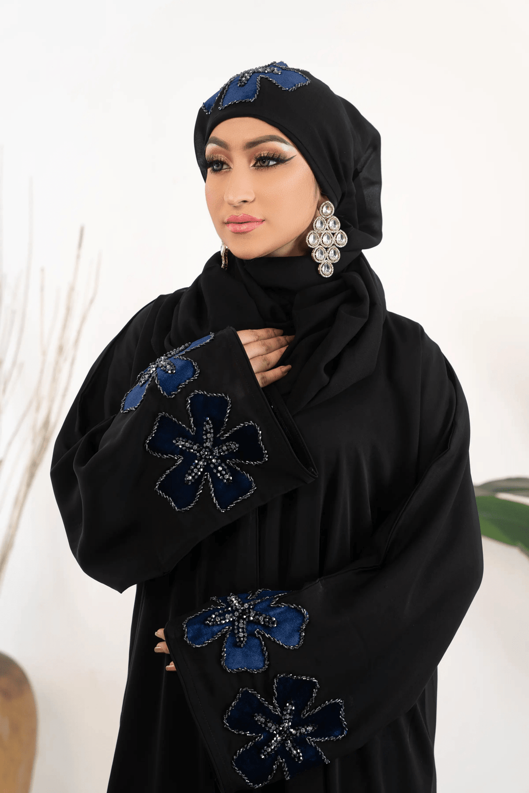 Black Handwork Abaya with Delicate Decorative Details - Abaya Elegance