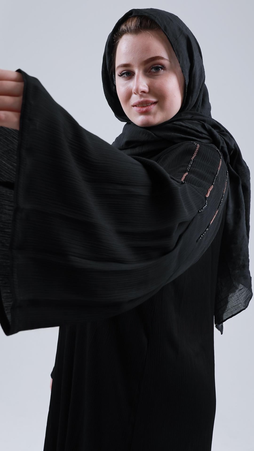 Black Zoom Abaya with Simple Handwork on the Sleeves - Abaya Elegance
