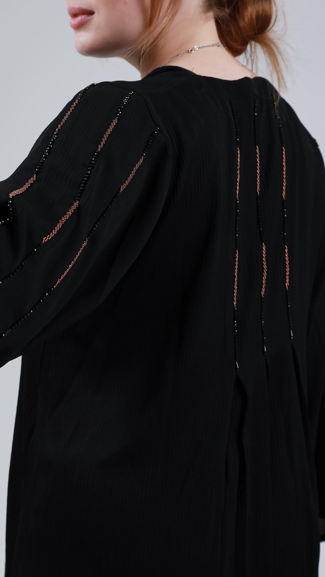 Black Zoom Abaya with Simple Handwork on the Sleeves - Abaya Elegance