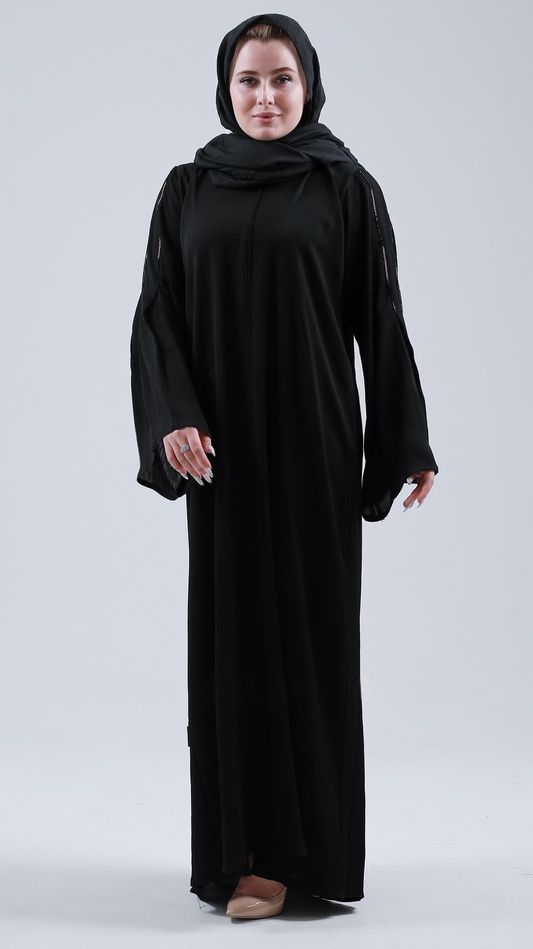 Black Zoom Abaya with Simple Handwork on the Sleeves - Abaya Elegance