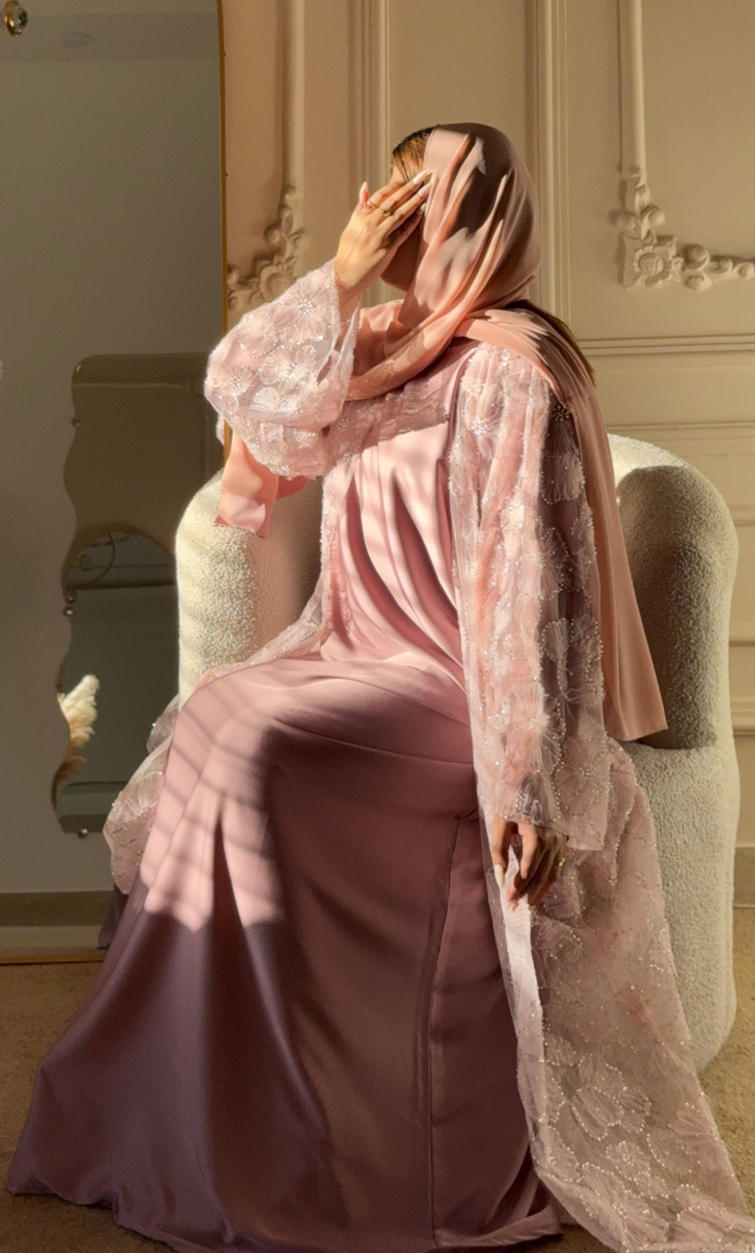 Blush Pink Floral Embellished Front Open Abaya - Abaya Elegance