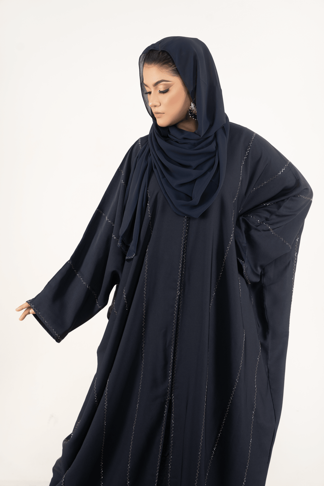 Butterfly Style Stonework Abaya for Modern Muslim Women - Abaya Elegance