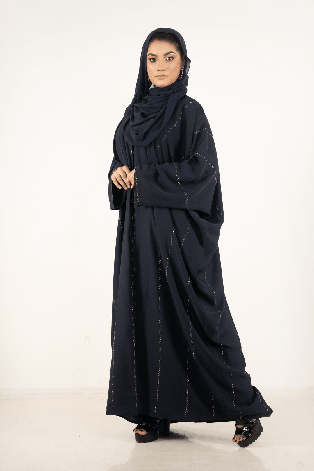 Butterfly Style Stonework Abaya for Modern Muslim Women - Abaya Elegance