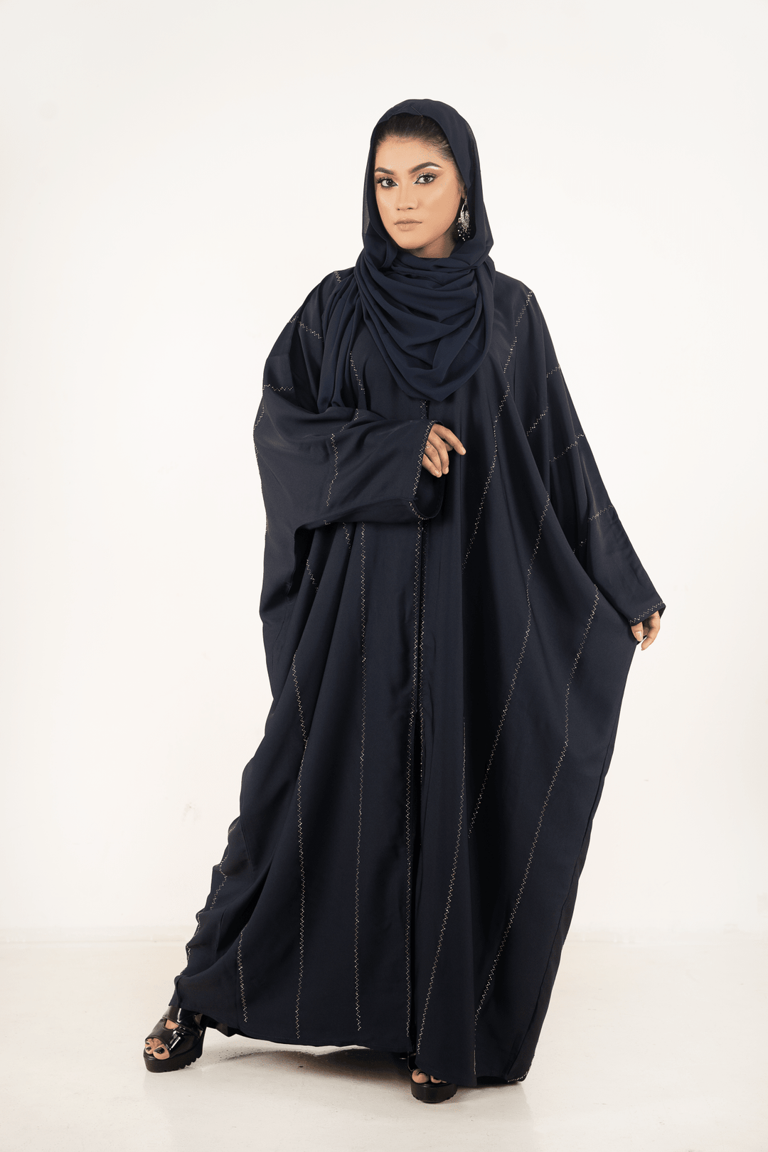 Butterfly Style Stonework Abaya for Modern Muslim Women - Abaya Elegance