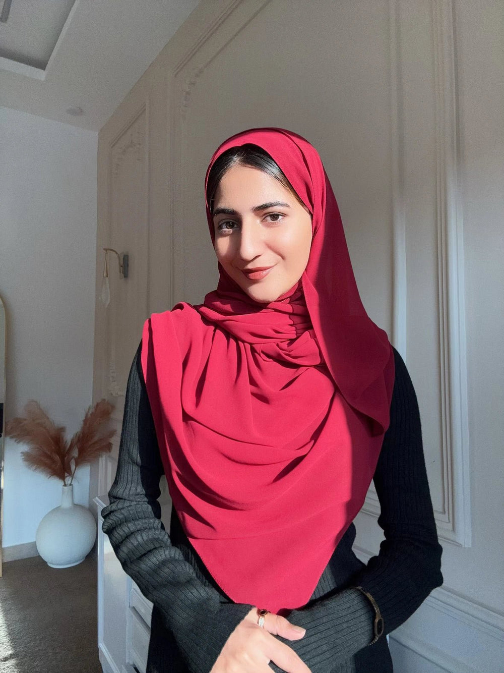 Classic Red Chiffon Hijab - Abaya Elegance