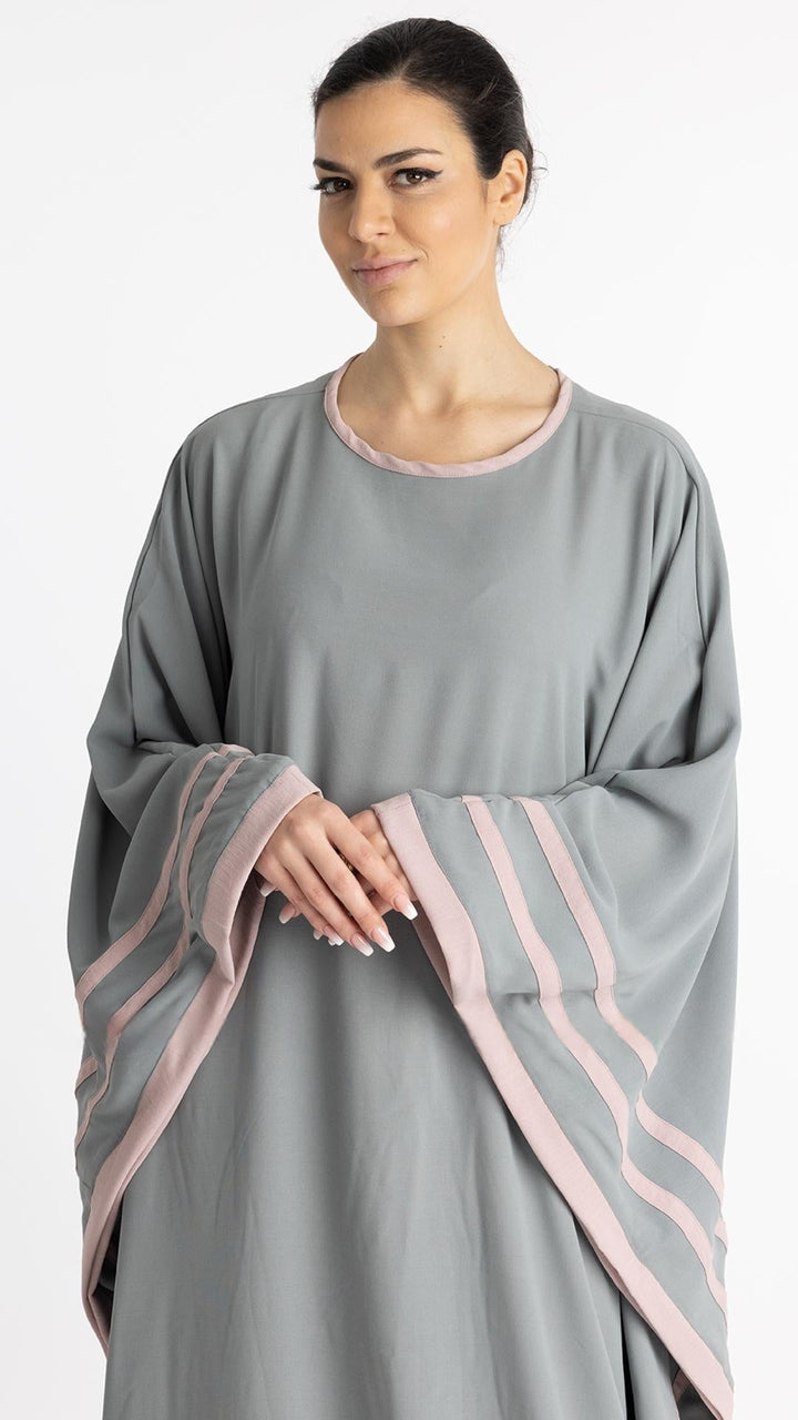 Elegant Chrome Grey Kaftan Abaya - Abaya Elegance