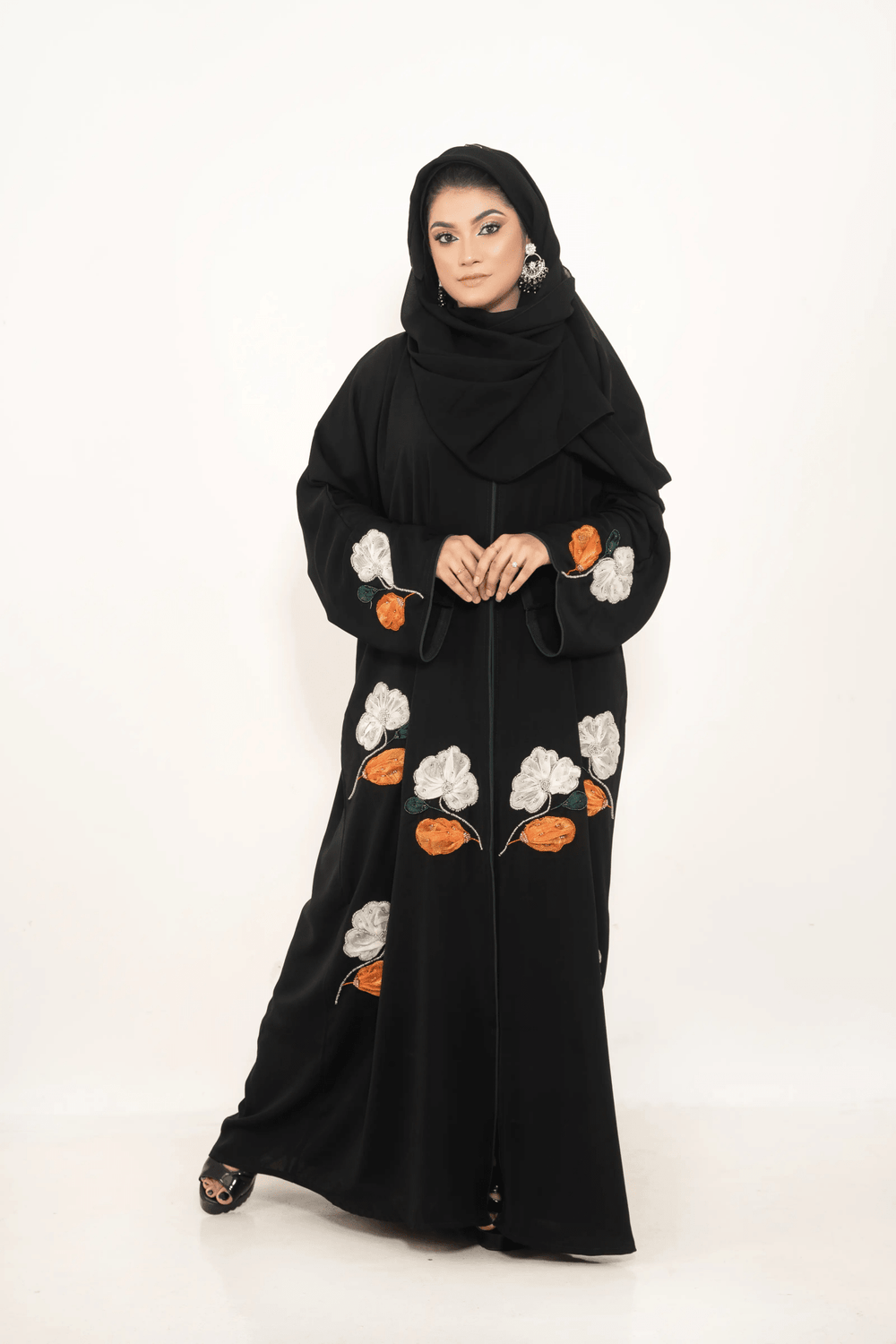 Floral Handcrafted Dubai Abaya with Elegant Handmade Details - Abaya Elegance