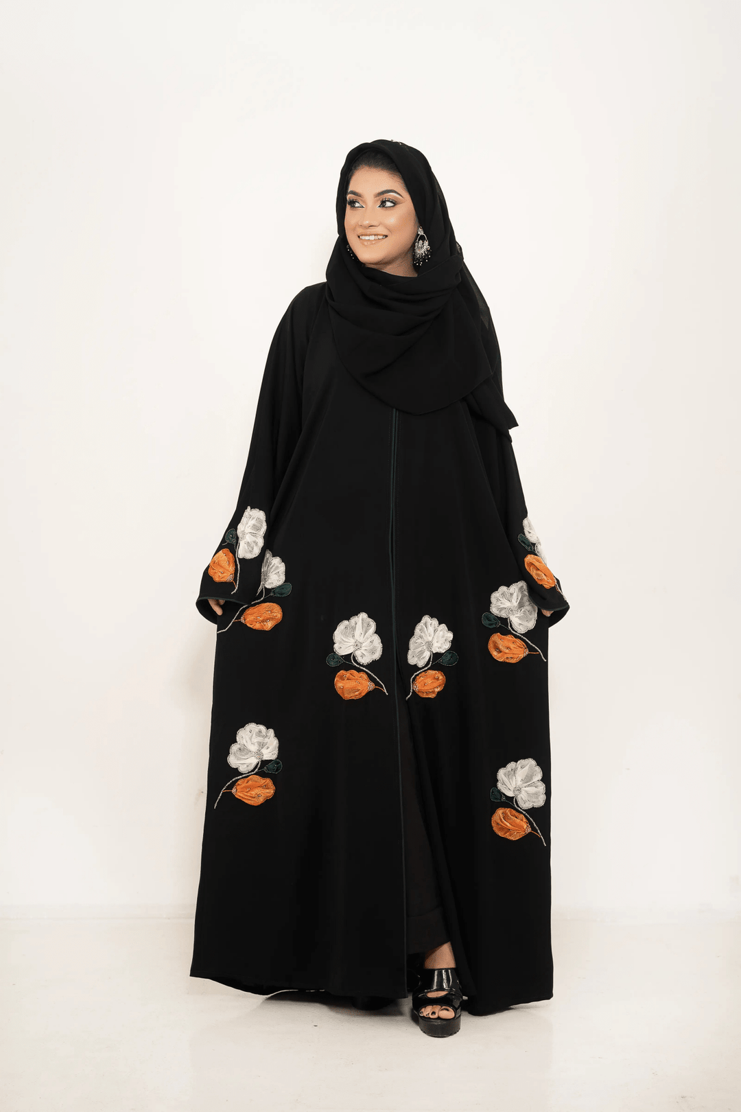Floral Handcrafted Dubai Abaya with Elegant Handmade Details - Abaya Elegance