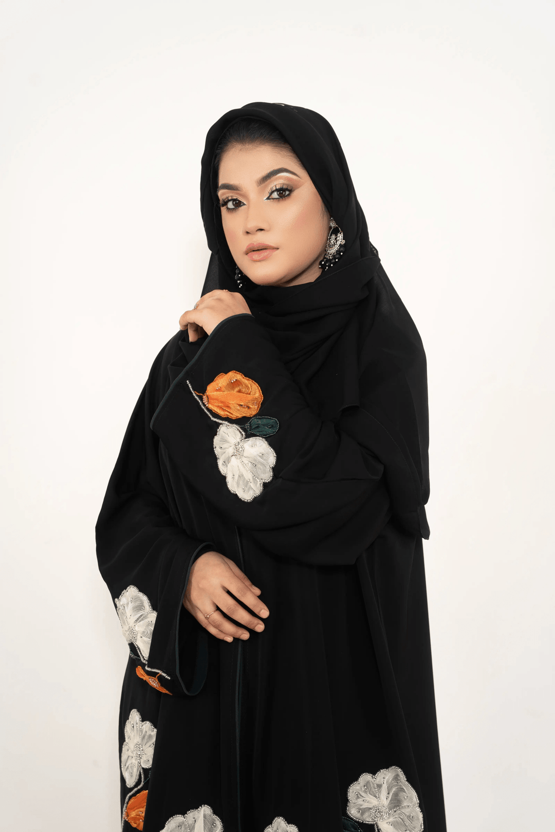 Floral Handcrafted Dubai Abaya with Elegant Handmade Details - Abaya Elegance