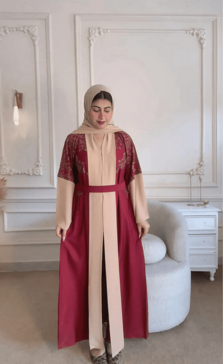 Maroon &amp; Beige Belted Contrast Abaya - Abaya Elegance