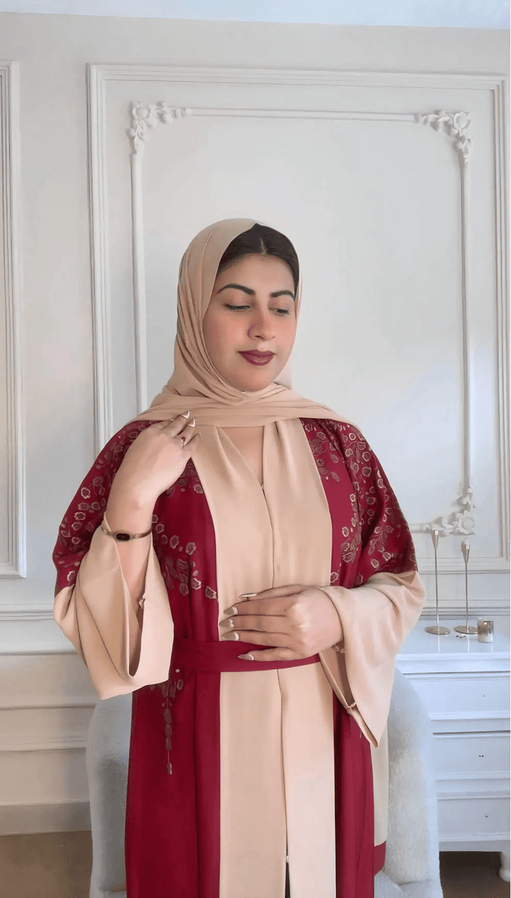 Maroon &amp; Beige Belted Contrast Abaya - Abaya Elegance