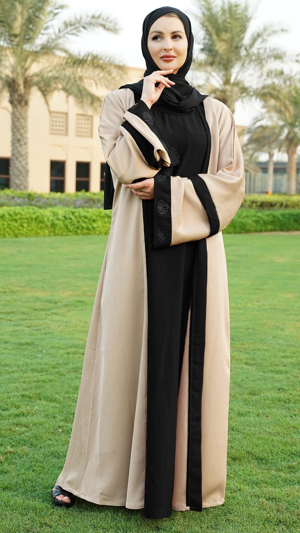 Nida Matte Black Abaya with an Attached Cream Shrug - Abaya Elegance
