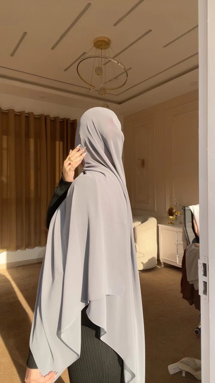 Soft Grey Chiffon Hijab - Abaya Elegance