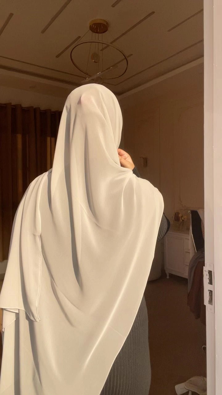 Soft Ivory Chiffon Hijab - Abaya Elegance