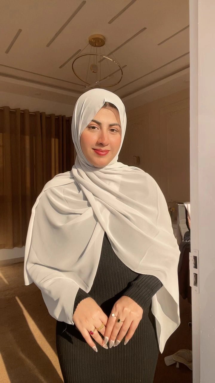 Soft Ivory Chiffon Hijab - Abaya Elegance